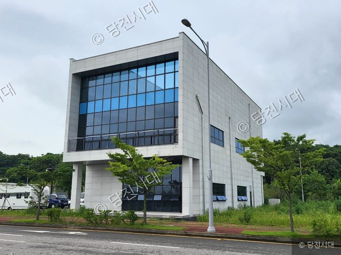 충남 당진 시곡동에 위치한 에스엠빌리지 건물 전경 모습이다.