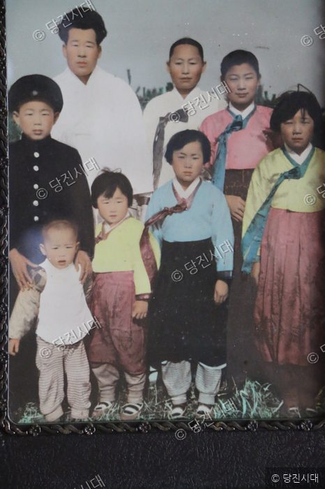 태어나서 처음 찍은 가족사진