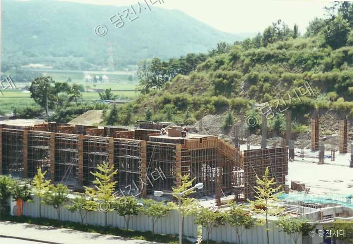 당진 지역 한 건물의 신축 공사 현장 모습이다.