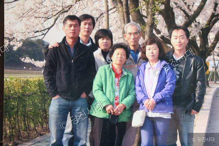 우애 있게 잘 살길
