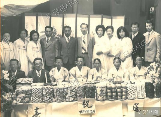 백두산 천지에서 물구나무 서다 — 사진 1