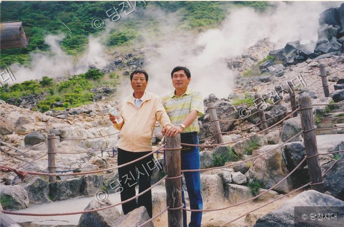 모래사장 무대 삼아 연극 — 사진 4