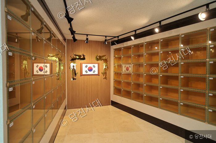 대호지 공설묘지 국가유공자 봉안당 내부 모습