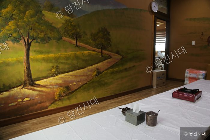 송산면 동곡리 촌가보신정 내부 모습