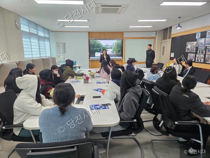 합덕고등학교에서 신성대학교 입시설명회가 개최되고 있다.